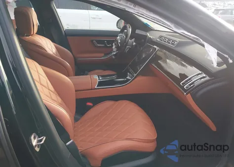 2025 Mercedes-Benz S 580 4Matic z USA, uszkodzony, nr VIN W1K6G7GB2SA324351